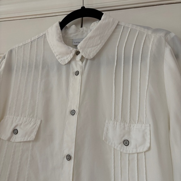 Soft Surroundings White Pintucked Pleated Button Up Collared Blouse Size Large - Picture 2 of 12